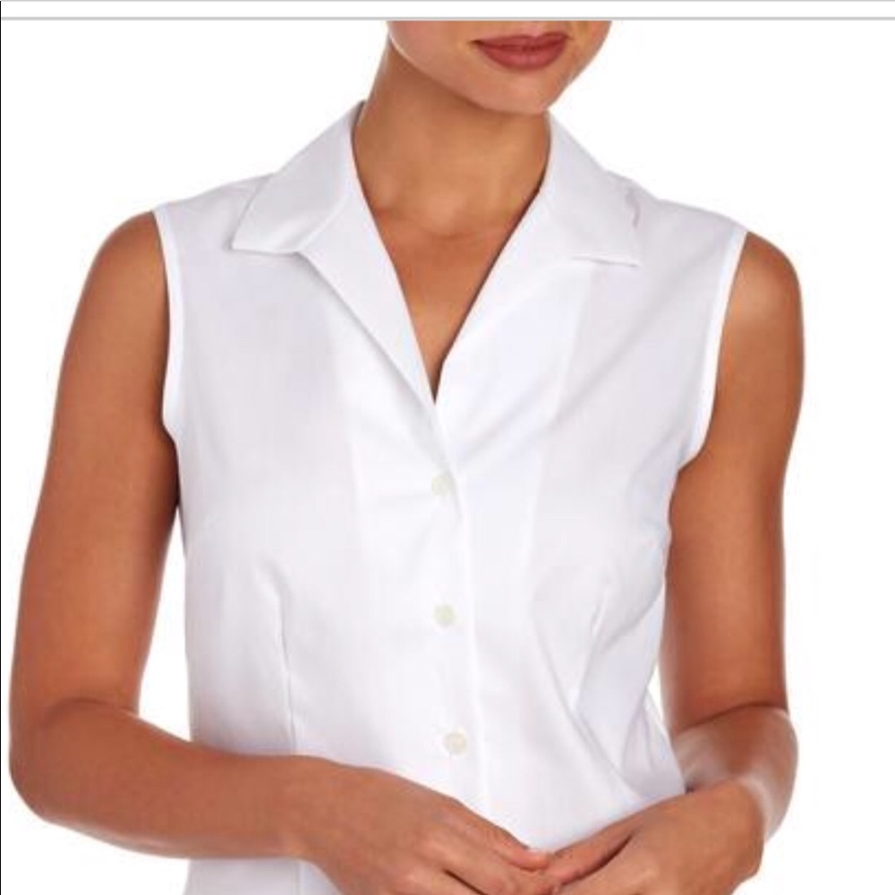 Jones New York sleeveless blouse.